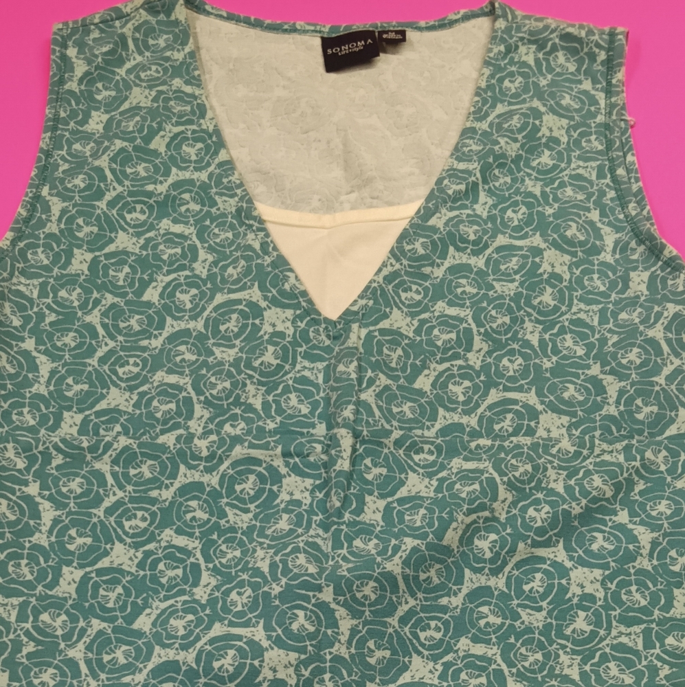 Sonoma lifestyle tank top size medium, lightgreenish